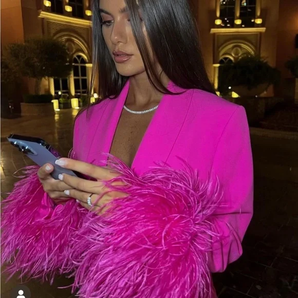 🔥HOT!! 🔥 2 PIECE ZARA NWT Feather Sleeve Blazer Pink & Matching Trousers